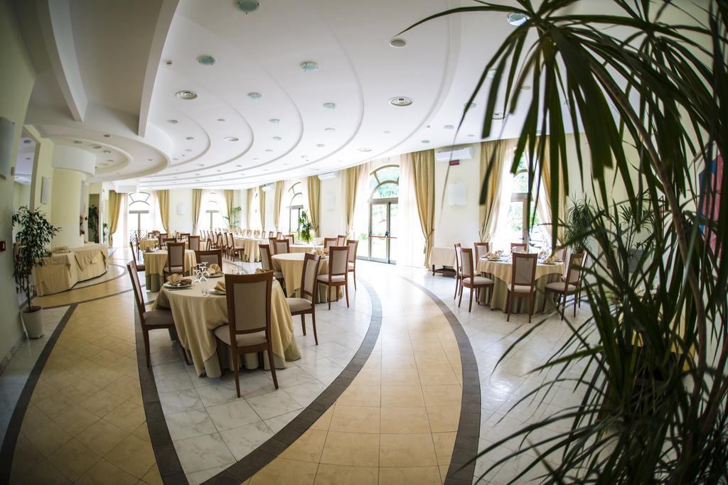 Hotel Parco Delle Rose Acquappesa Exterior foto