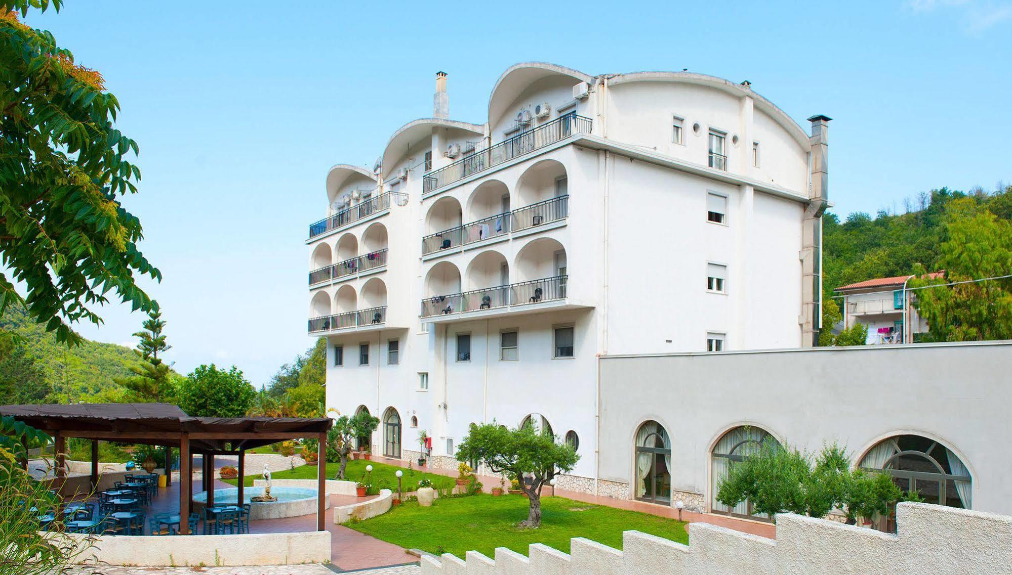 Hotel Parco Delle Rose Acquappesa Exterior foto